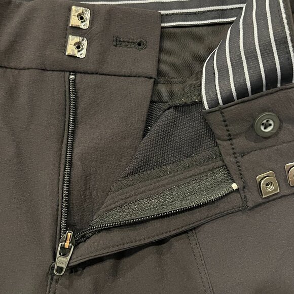 Athleta Chelsea Utility Cargo Pant, Stretch, Black, 2 - Picture 5 of 10